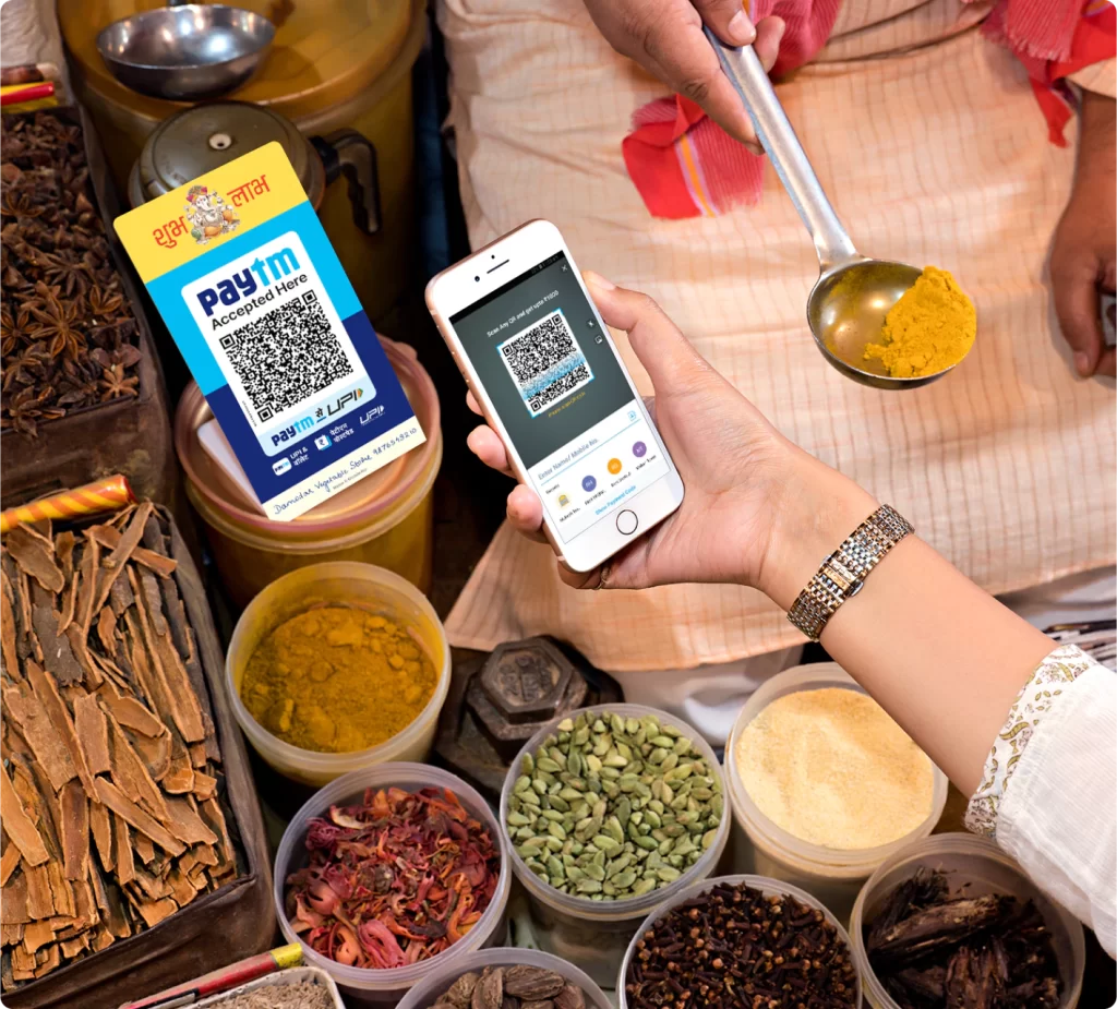paytm code scanning at spices shop